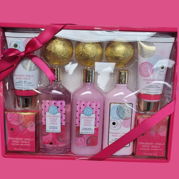 Strawberry Vanilla Bath & Body Gift Set : 8-Piece Collection Blossom Petals - Picture 1 of 2
